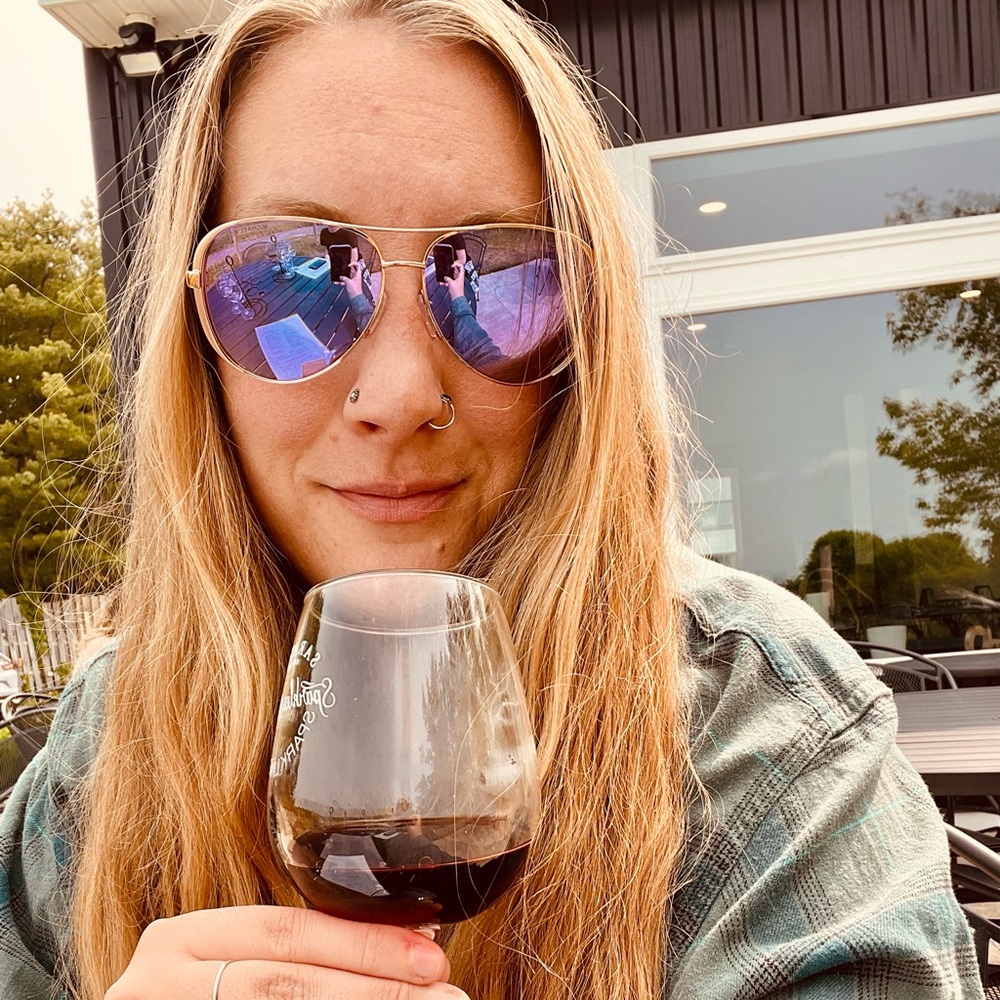 Meet your Posher, Lexie